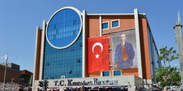 izmirde-yapilacak-en-buyuk-kentsel-donusum-projesine-chp-engeli-o-belediyeden-aylardir-ruhsat-cikmiy.jpeg