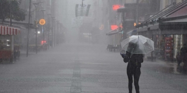 meteoroloji-uyardi-egenin-o-illerine-kuvvetli-geliyor-firtina-kuvvetli-ruzgar-saganak-izmir-mugla-ay.jpeg