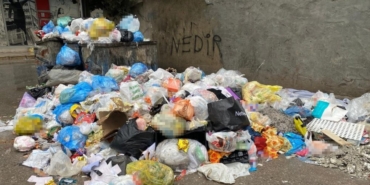 bucada-grev-bitti-cop-cilesi-bitmedi-kokudan-gecilmiyor-sinek-ve-fare-basiyor-1770715113328.jpg