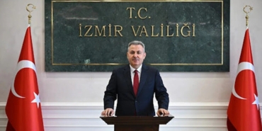 izmirde-6-subat-depreminde-hayatini-kaybedenler-anildi-vali-elban-o-donemde-milletimizin-devletimizi.jpeg