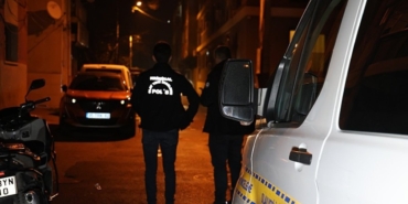 izmirde-yol-verme-kavgasi-kanli-bitti-1i-agir-7-yarali-1769924664914.jpeg