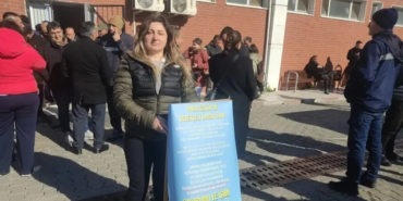 izmirde-chpli-eski-baskan-zor-anlar-yasadi-yolda-ummadigi-basina-geldi-isten-cikardigi-kadin-tarafin.png