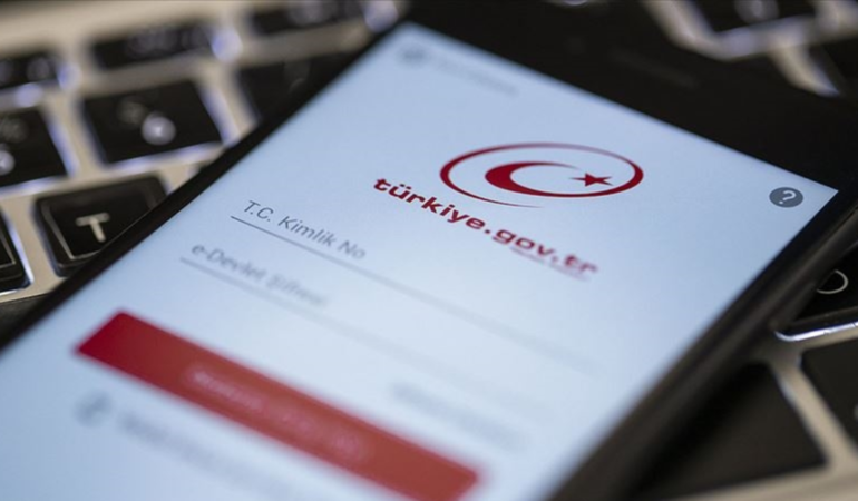 İzmir’de hayretler içinde bırakan olay! E-devlet benzeri bir internet sitesinden büyük dolandırıcılık: TOKİ’nin kampanyasından yararlandılar…