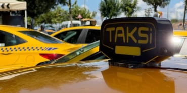 izmirde-yeni-taksi-kararina-tepki-sorun-arac-degil-trafik-yogunlugu-1773911789550.jpeg